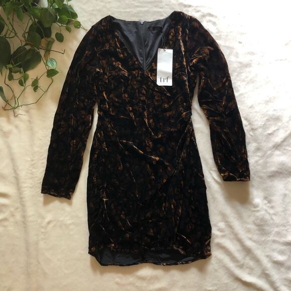 Zara Animal Print Velvet Faux Wrap Dress - Picture 5 of 7